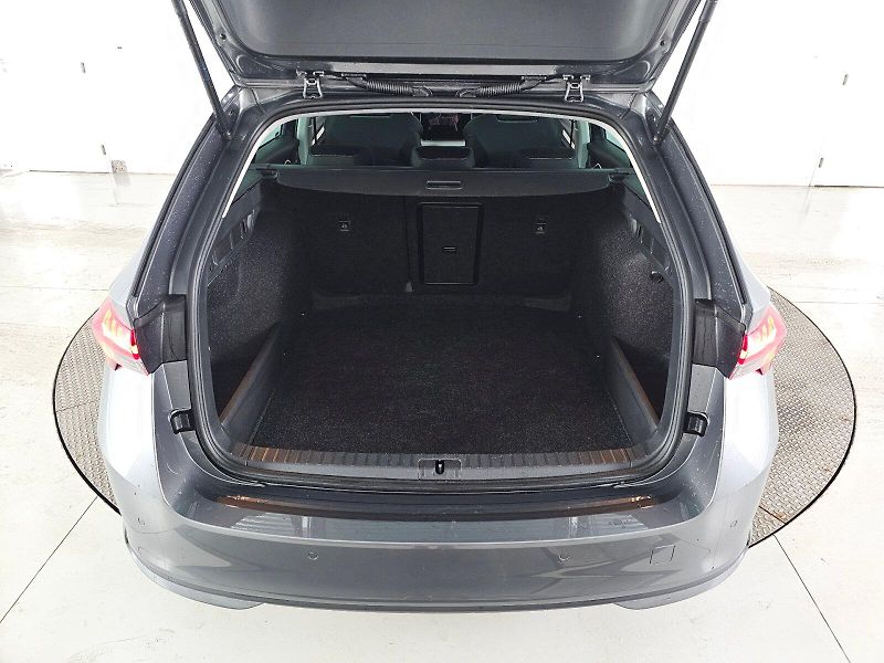 Škoda Octavia (2025) COMBI 1.5TSi 85kW TOP SELECTIO - fotka 31 z 31