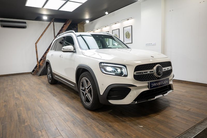 Mercedes-Benz GLB 200d 4Matic AMG Packet - fotka 3 z 40