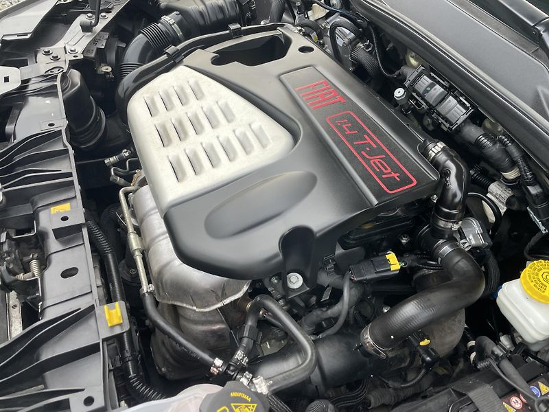 Fiat Tipo 1.4Ti-JET 120PS LPG LOUNGE TOP - fotka 93 z 187