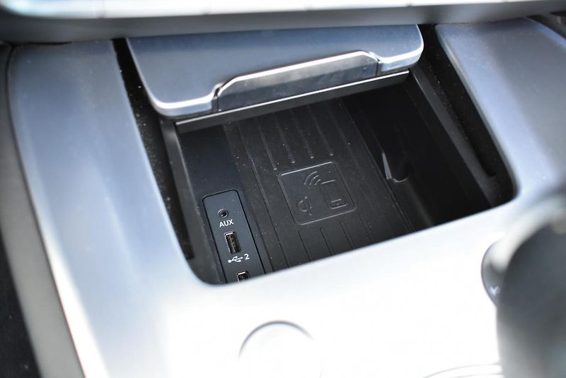 Audi TT 1.8TFSI S-Line Cabrio,B&O - fotka 32 z 50