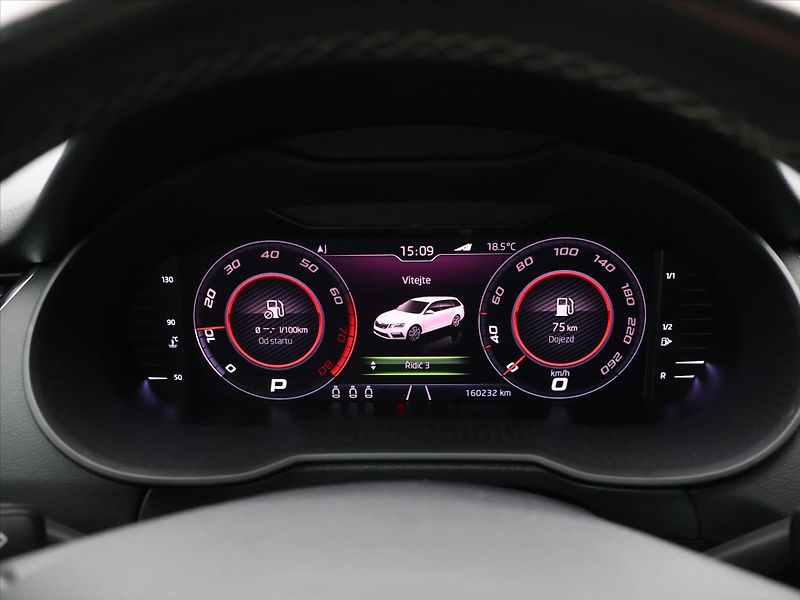 Škoda Octavia 2,0 TSI DSG RS245 LED Panorama - fotka 14 z 28