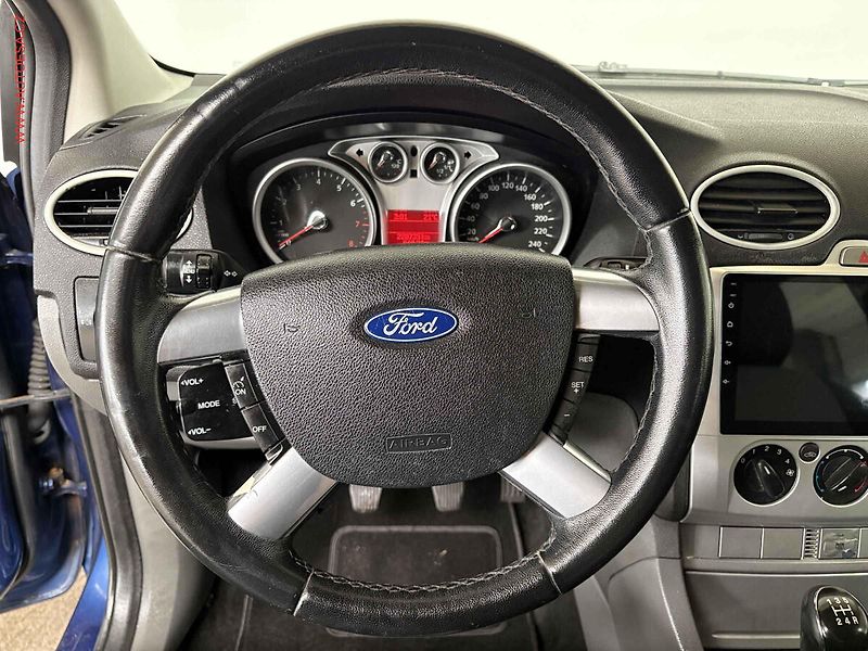 Ford Focus (2008) 1.6i, AC, temp - fotka 14 z 14