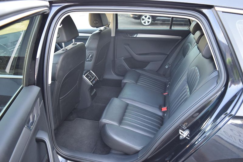 Škoda Superb (2019) 1.5TSI 110kw DSG STYLE PLUS  - fotka 14 z 43