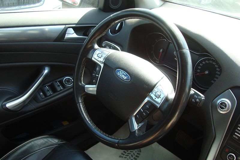 Ford Mondeo (2011) 2.0TDCi,AUT, Najeto 93Tis.km ! - fotka 51 z 75