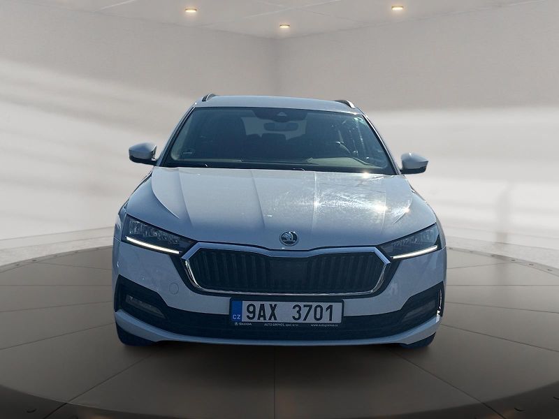Škoda Octavia (2023) AMBITION 2.0TDI 110kW CZ DPH - fotka 2 z 11