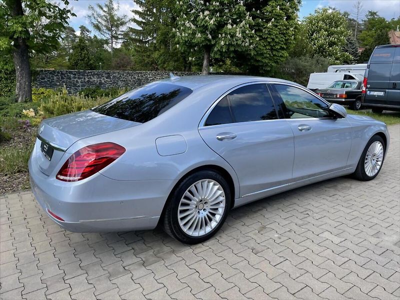 Mercedes-Benz Třídy S S 350 d 4Matic - fotka 7 z 33