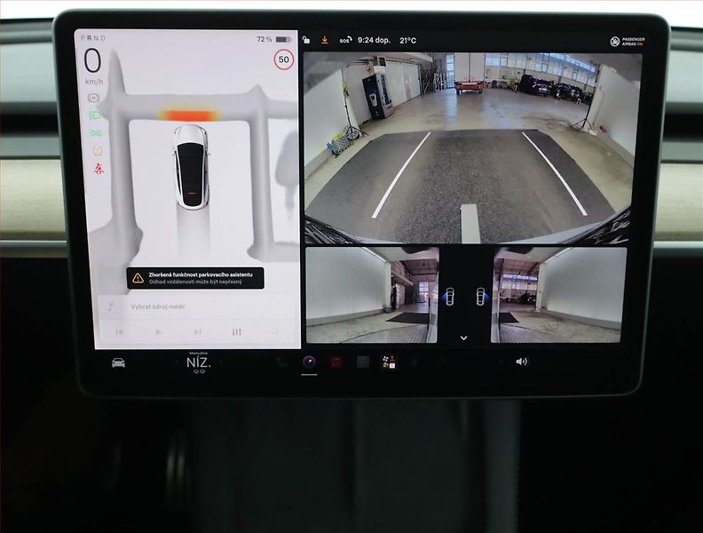 Tesla Model Y (2022) Performance 79kWh, SoH 91% - fotka 17 z 21