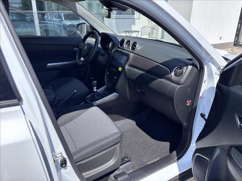 Suzuki Vitara (2026) 1,4 BoosterJet  Premium - fotka 12 z 15