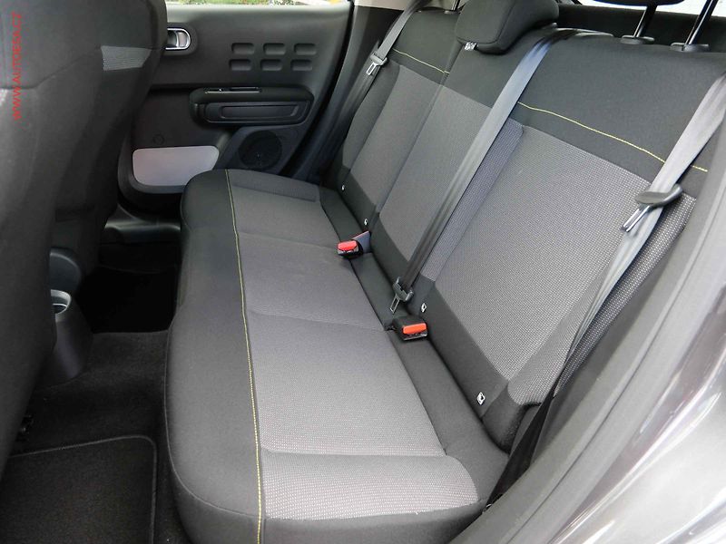 Citroën C3 (2019) 1.2PT, AT, klima - fotka 10 z 21