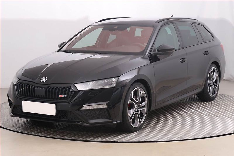 Škoda Octavia (2022) RS 2.0 TDI - fotka 2 z 22