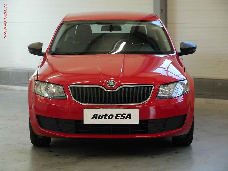 Škoda Octavia (2014) 1.2TSi, 2.maj,ČR, AC - fotka 2 z 16
