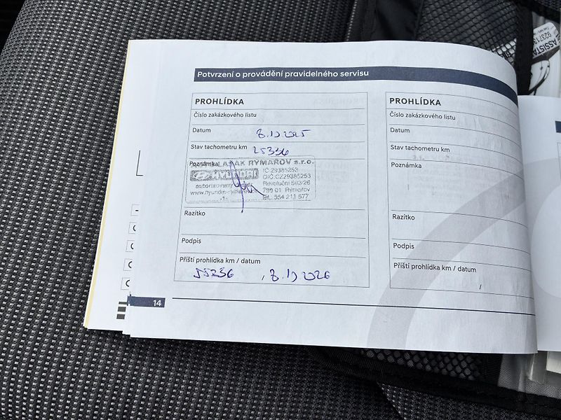 Hyundai i30 HB 1.5DPi 81kW REZERVACE - fotka 13 z 18