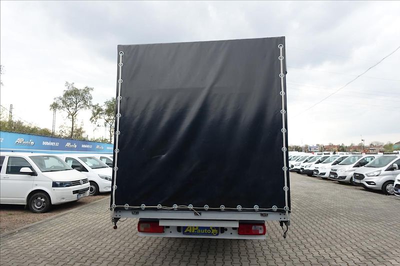 Volkswagen Crafter 2,0 TDI  VALNÍK PLACHTA SPANÍ - fotka 10 z 34