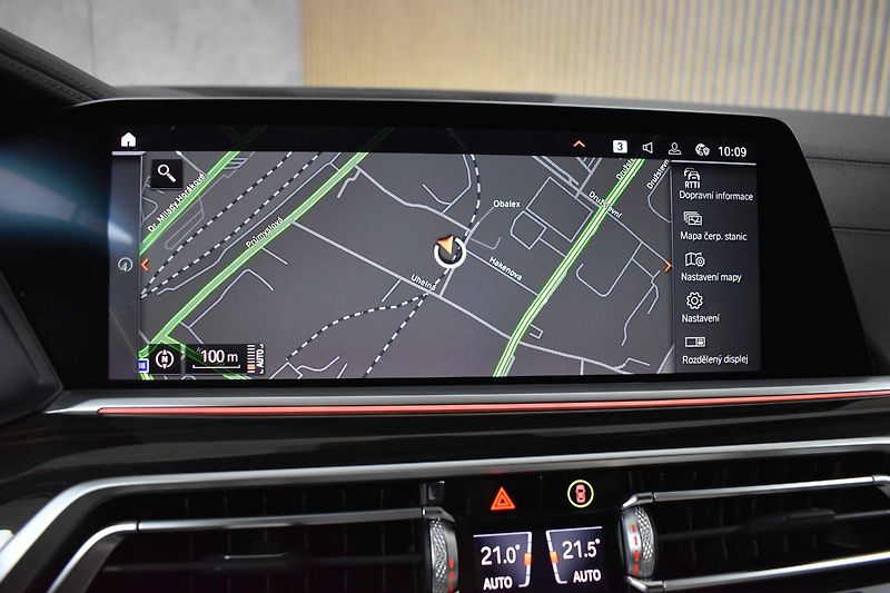 BMW X7 xD40d ///M*LASER*VZDUCH*HK*DPH - fotka 31 z 74