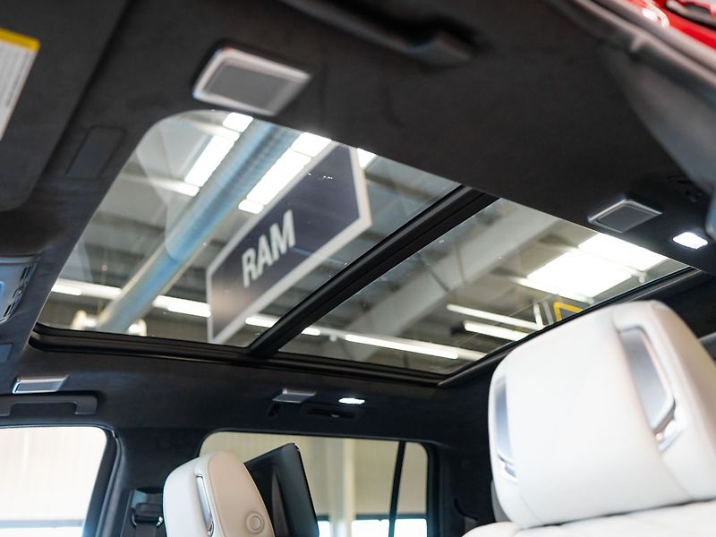 Cadillac Escalade (2026) 6.2 ESV Sport Platinum 2026 - fotka 42 z 50