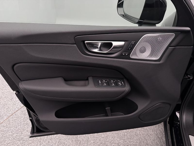 Volvo XC60 (2026) B5 AWD AUT BRIGHT PLUS  - fotka 7 z 24