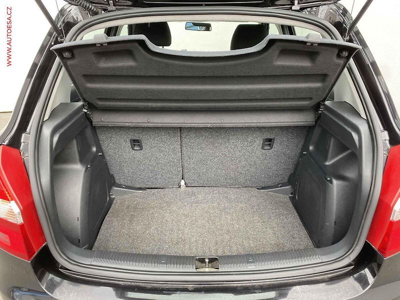 Škoda Fabia (2014) 1.2 TSi, Active, AC - fotka 7 z 14