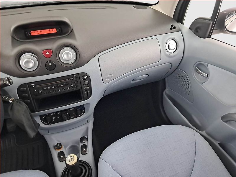 Citroën C3 (2003) 1.4 i, Serv.kniha, po STK - fotka 8 z 14