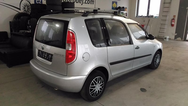 Škoda Roomster (2007) 1,4MPI,63KW,KLIMA,NOVÉ ROZVODY - fotka 5 z 22