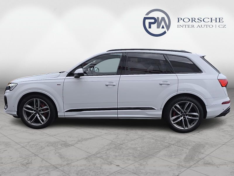 Audi Q7 3.0TDi 210kW S-line - fotka 4 z 26