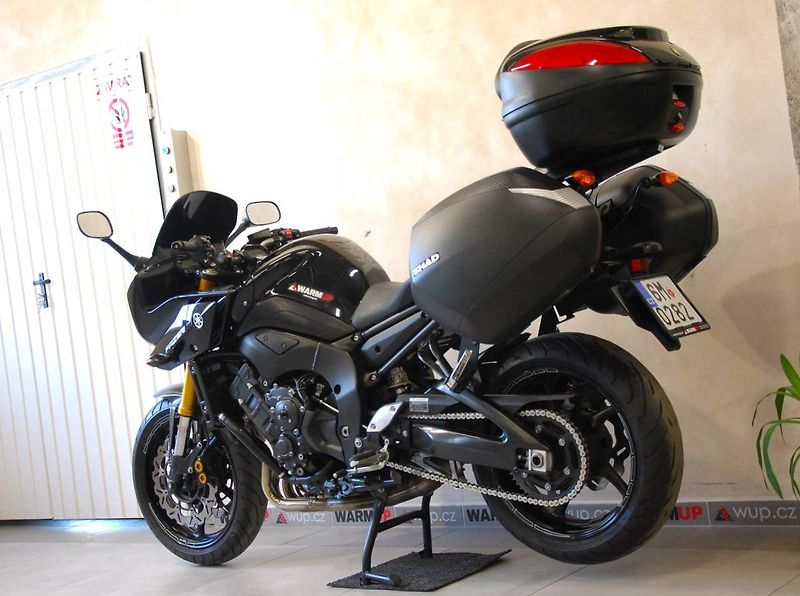 Yamaha FZ 8 S Fazer (2010) hezký stav - fotka 15 z 21