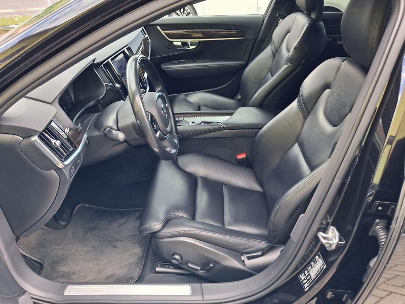 Volvo V90 (2017) 2,0 D5 173kw SERVISKA TOP STAV - fotka 12 z 51