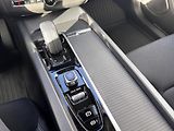 Volvo XC60 B5 AWD / ČR / 1. maj // výhřev - náhled 24
