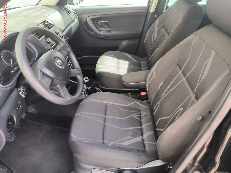 Škoda Fabia (2013) 1.2TSi, autoAC - fotka 9 z 16