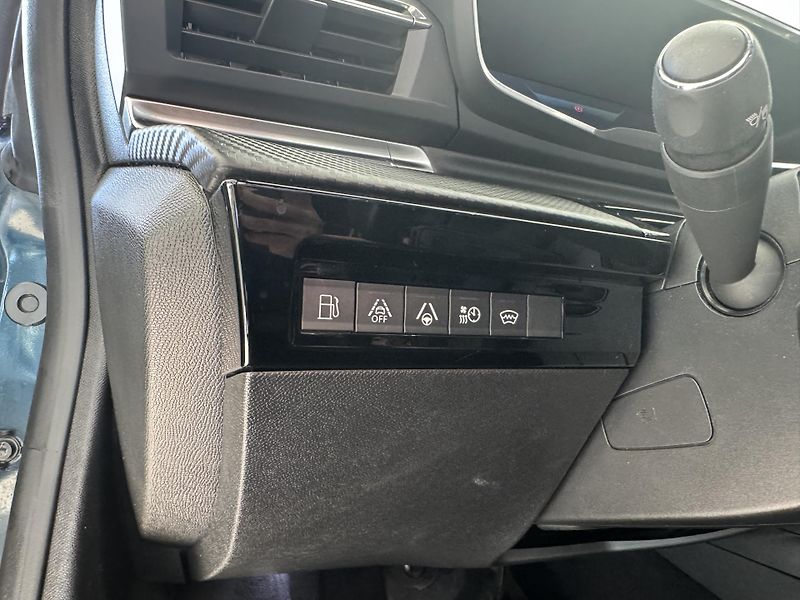 Peugeot 508 (2020) SW GT LINE HYBRID 225 e-EAT8 - fotka 12 z 21