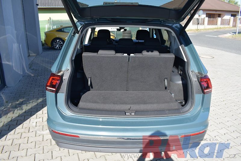 Volkswagen Tiguan Allspace (2021) Highline 2,0 TSI 4Motion,7míst - fotka 16 z 40