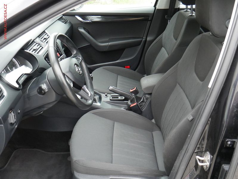 Škoda Octavia (2019) 1.6 TDi, ČR, Style - fotka 9 z 22