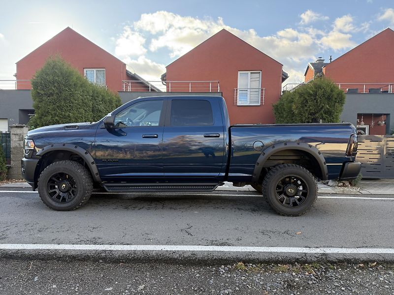 Dodge RAM (2020) +2500+CUMMINS DIESEL+DPH+HD+ - fotka 8 z 24