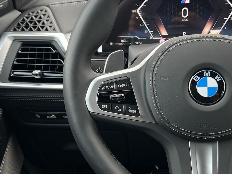 BMW X5 xDrive40d M-Sport - fotka 11 z 33