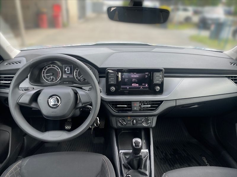 Škoda Kamiq 1,0 TSI 81 Ambition - fotka 9 z 11