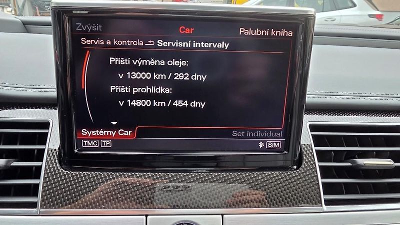 Audi A8 (2017) 4.2 V8 TDI 283 kW quattro - fotka 27 z 40