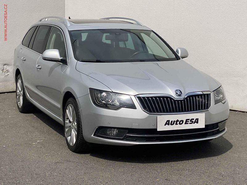 Škoda Superb (2015) 1.6 TDi, Elegance, kůže - fotografie inzerátu