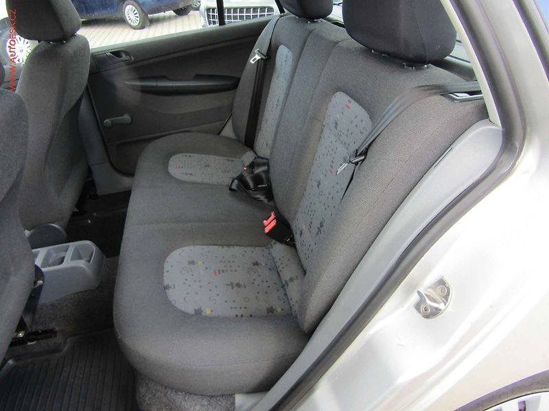 Škoda Fabia (2004) 1.2i, servis.kniha - fotka 10 z 15