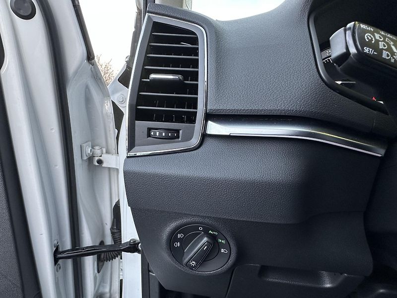 Škoda Karoq (2022) CLEVER 2.0TDI/110kW *DSG* 4x4  - fotka 6 z 42