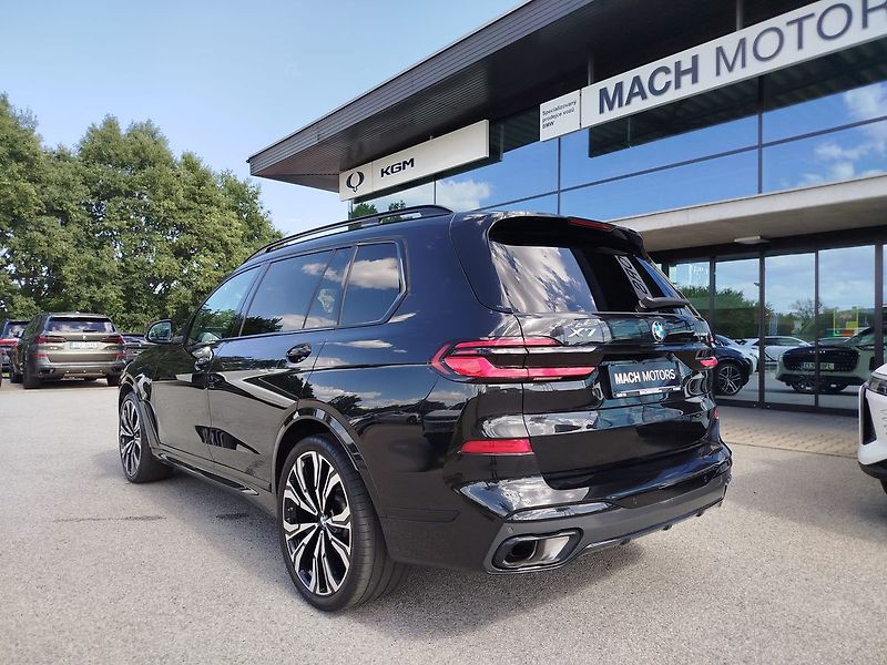 BMW X7 xDrive40d - fotka 8 z 38