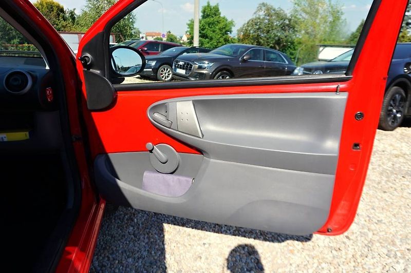 Citroën C1 (2007) 1,0 50 kW - fotka 12 z 21