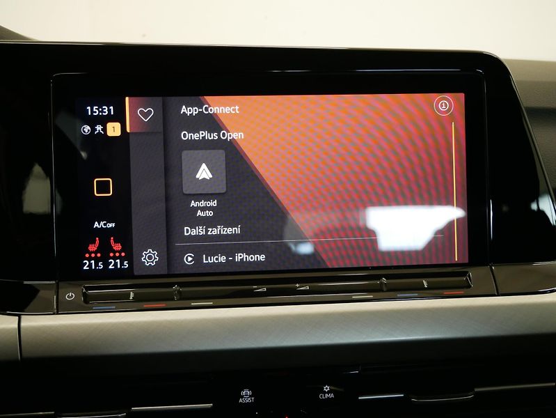 Volkswagen Golf - fotka 18 z 25