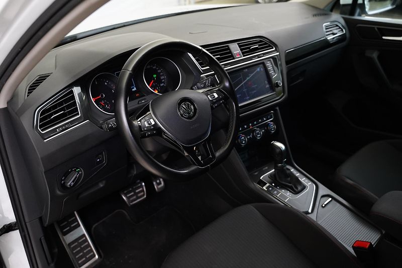 Volkswagen Tiguan - fotka 5 z 6