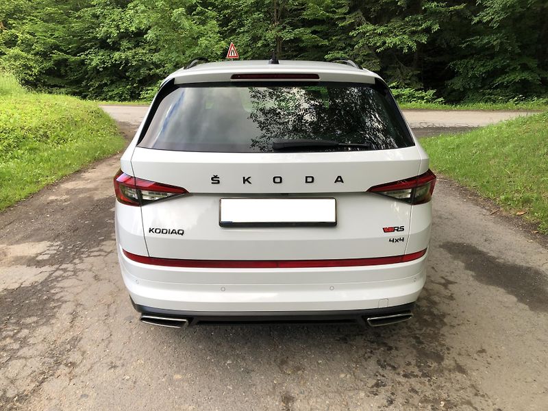 Škoda Kodiaq (2021) 2.0 TDI RS 176KW 4x4 - WEBASTO - fotka 6 z 22