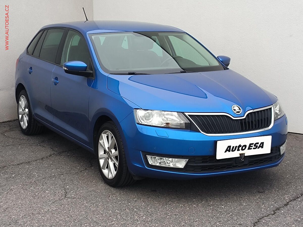Škoda Rapid 1.2 TSi, Joy, navi, xenon