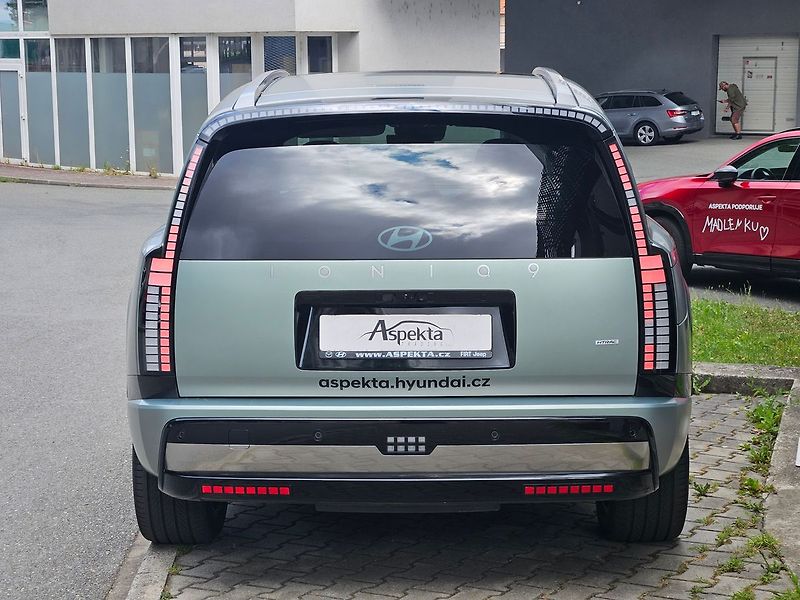 Hyundai Ostatní 110.3 kWh 314kW, 4x4, 1.maj. - fotka 4 z 62