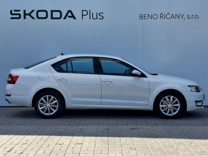 Škoda Octavia (2016) Ambition Plus 1,0TSi 85kW - fotka 11 z 31