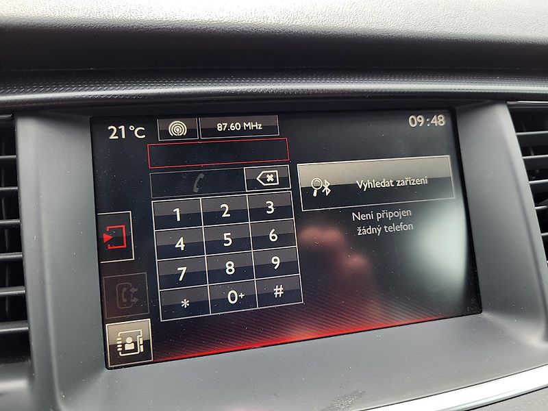 Peugeot 508 2.0 BlueHDi 180k EAT6 ALLURE - fotka 17 z 48