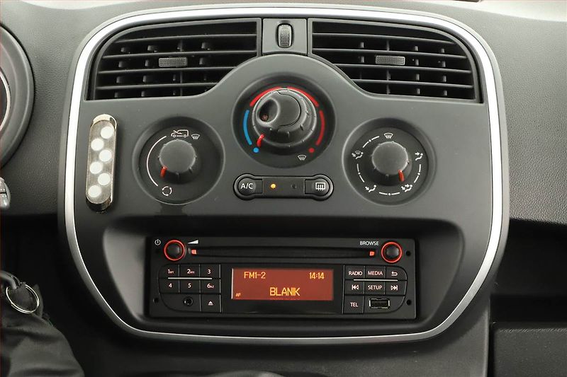 Renault Kangoo (2021) Zen 1.5 dCi, 5Míst, ČR, 1Maj - fotka 10 z 12