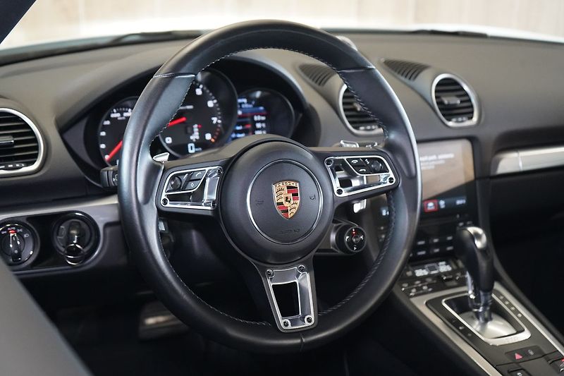 Porsche Cayman 718, Chrono, Ventilace, PDLS+ - fotka 25 z 42