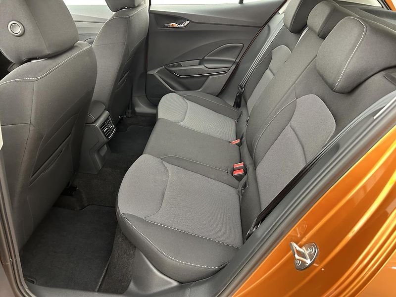 Škoda Fabia 1.0 MPI Selection - fotka 8 z 22
